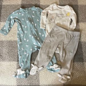 NWOT Carter’s 9m Snuggle Bunny Easter Bundle